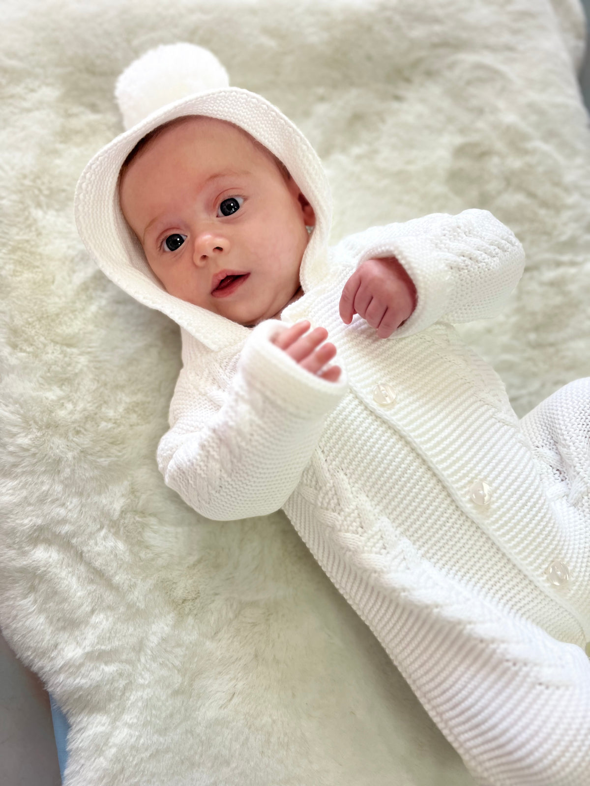 Dandelion white knitted pramsuit